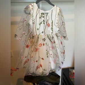 Gorgeous flower girl dress